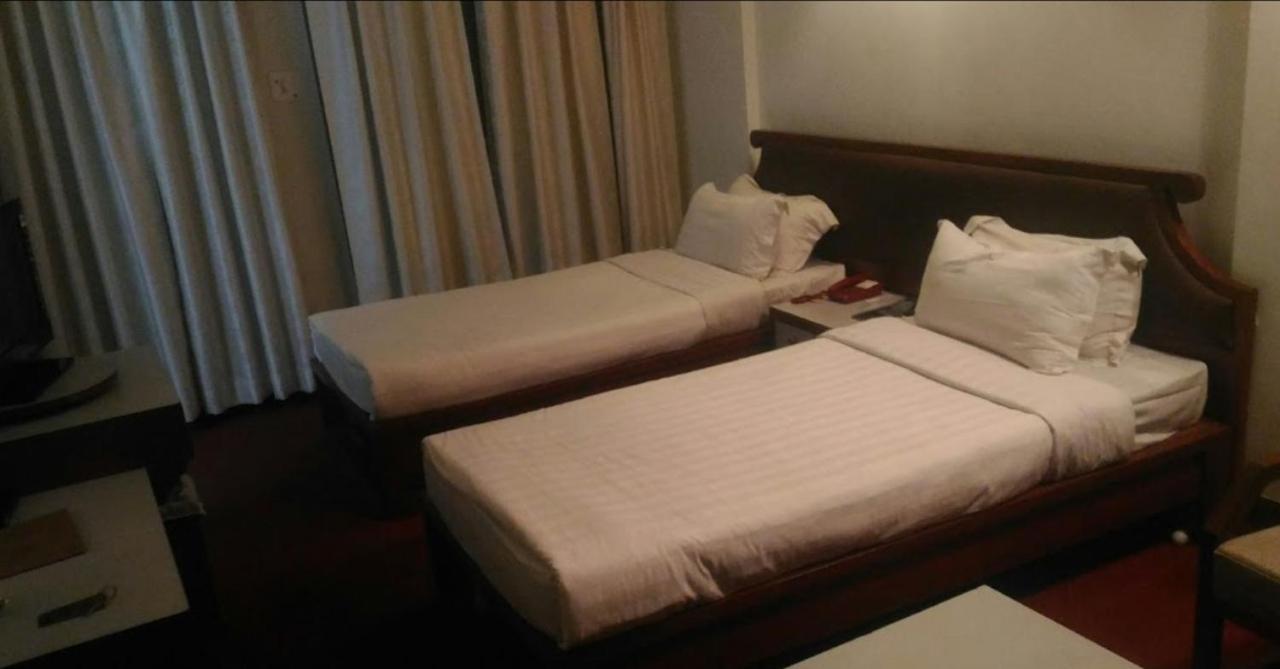 Hotel Japfu Kohima Екстер'єр фото