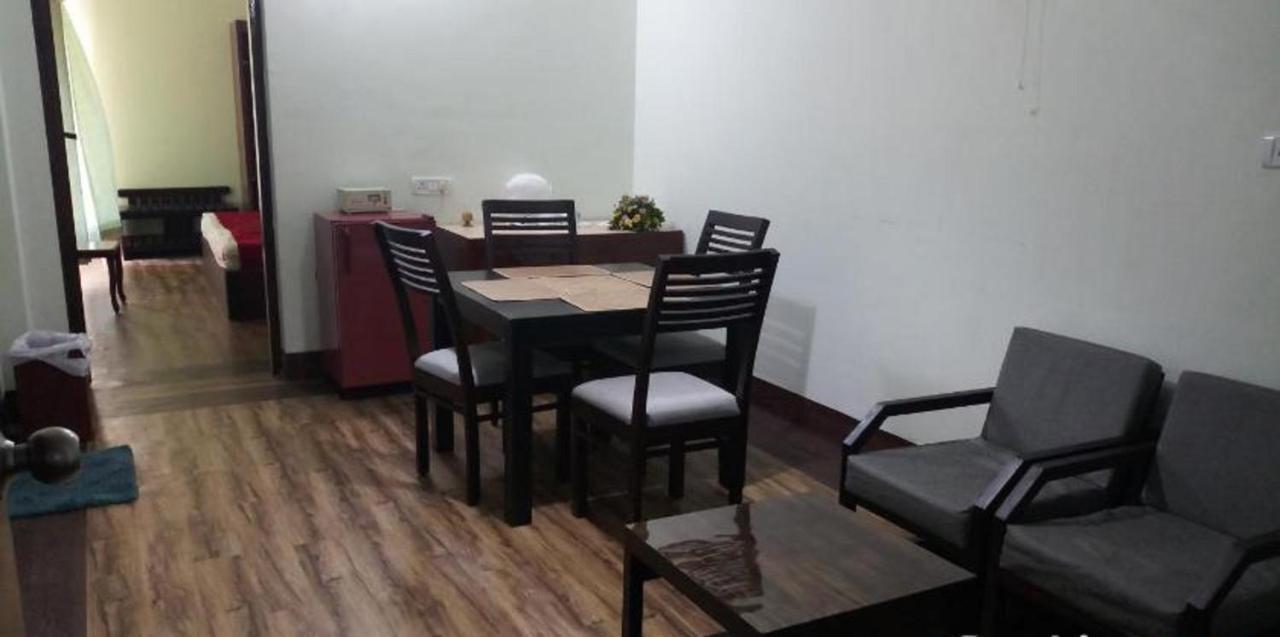 Hotel Japfu Kohima Екстер'єр фото