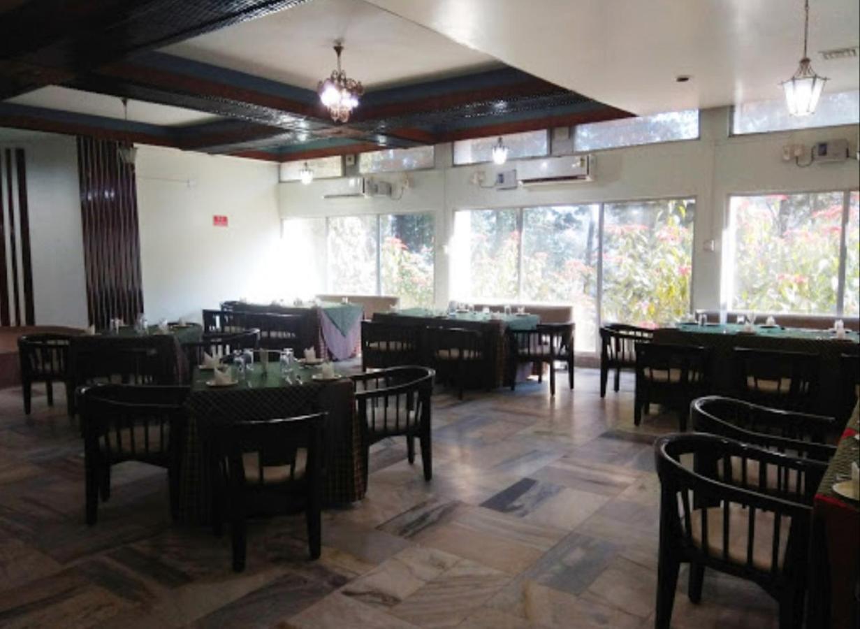 Hotel Japfu Kohima Екстер'єр фото